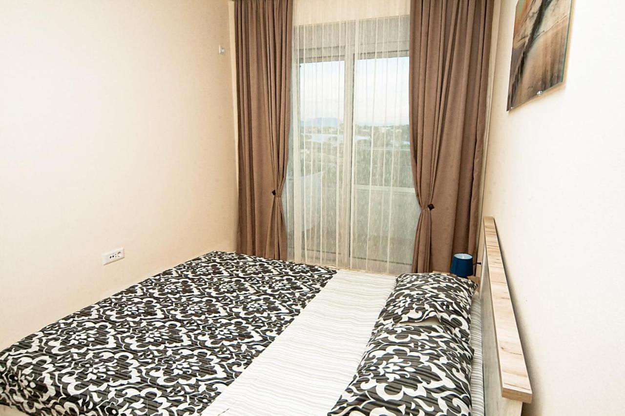 Apartments Jasmina Ulcinj Exterior foto